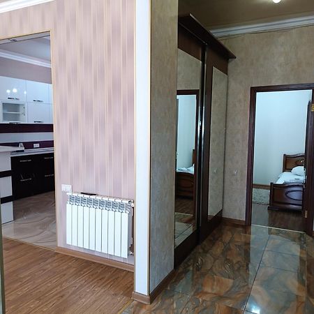 Rent Inn Yerevan On Arami Street Exterior photo